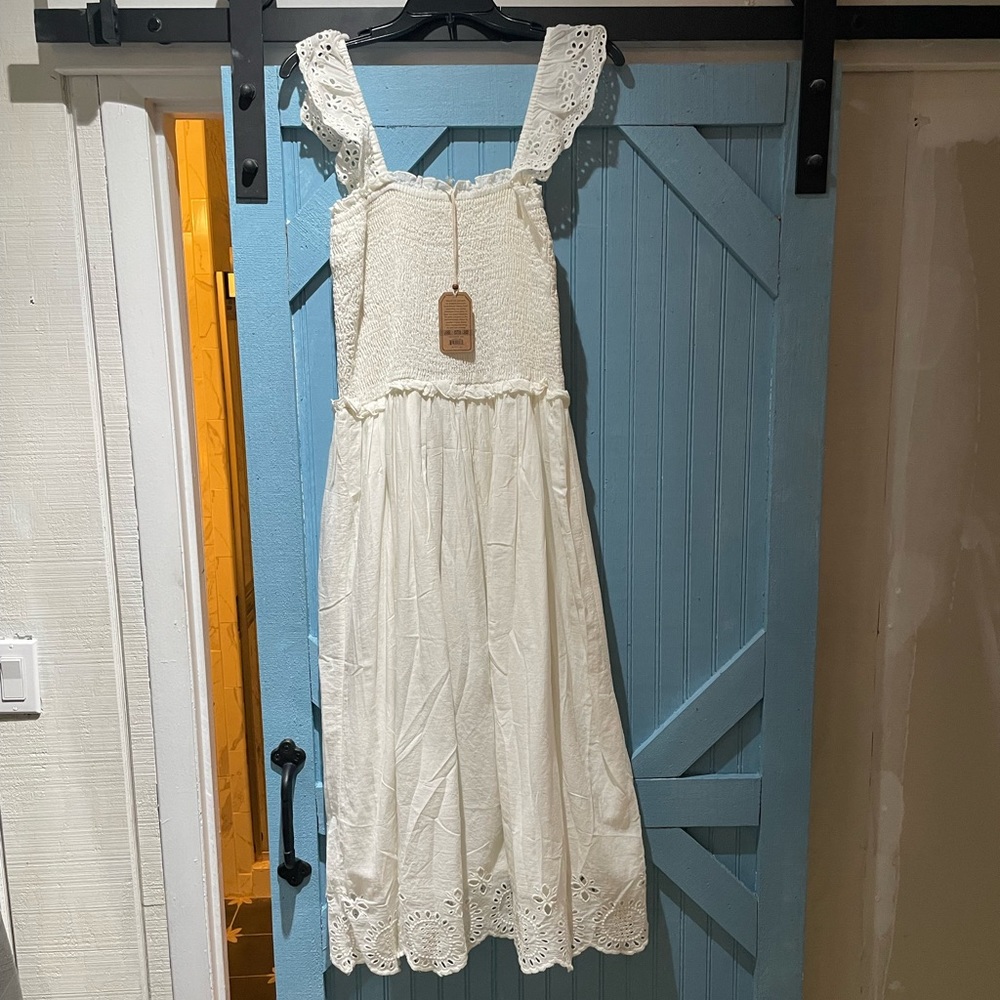 Beautiful NWT Natural Life lightweight cotton eyelet gauze dress L/XL